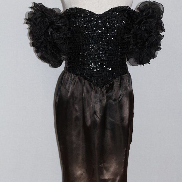 HW Collections Black & Brown Ombre Gown (5/6) - Picture 4 of 16